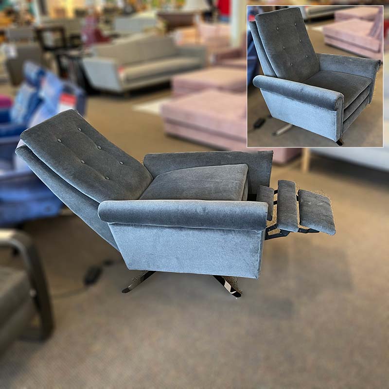 Roman recliner