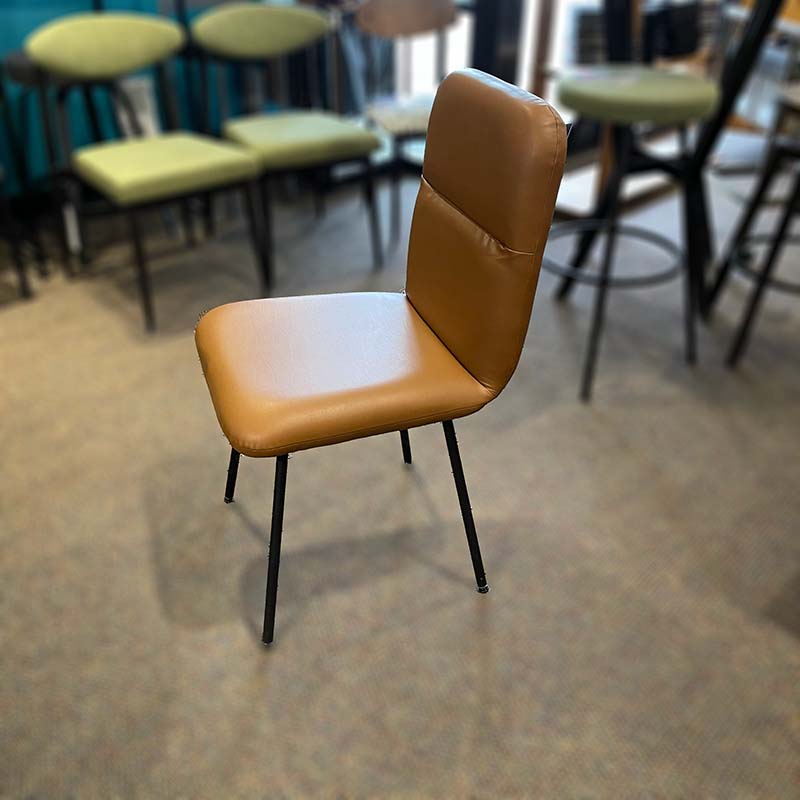 Niles chair