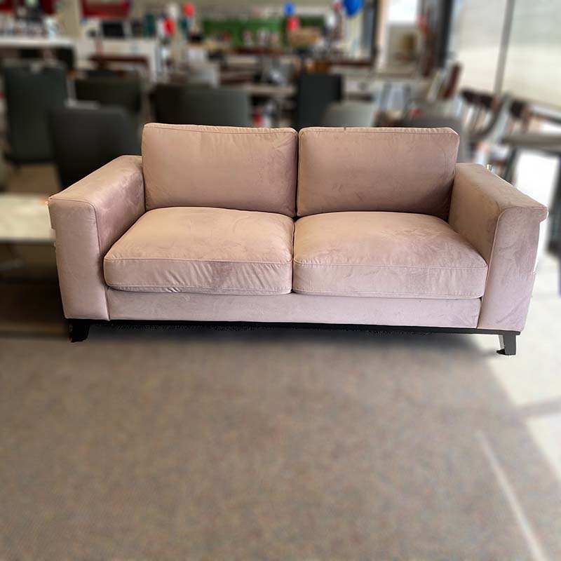 Canberra loveseat